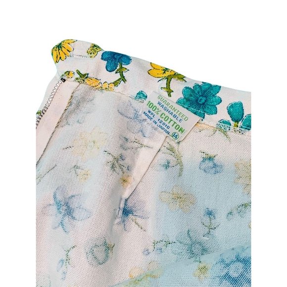 Vintage 1960s Floral Print Shorts Blue Yellow White Cotton | W 26" - Picture 5 of 9
